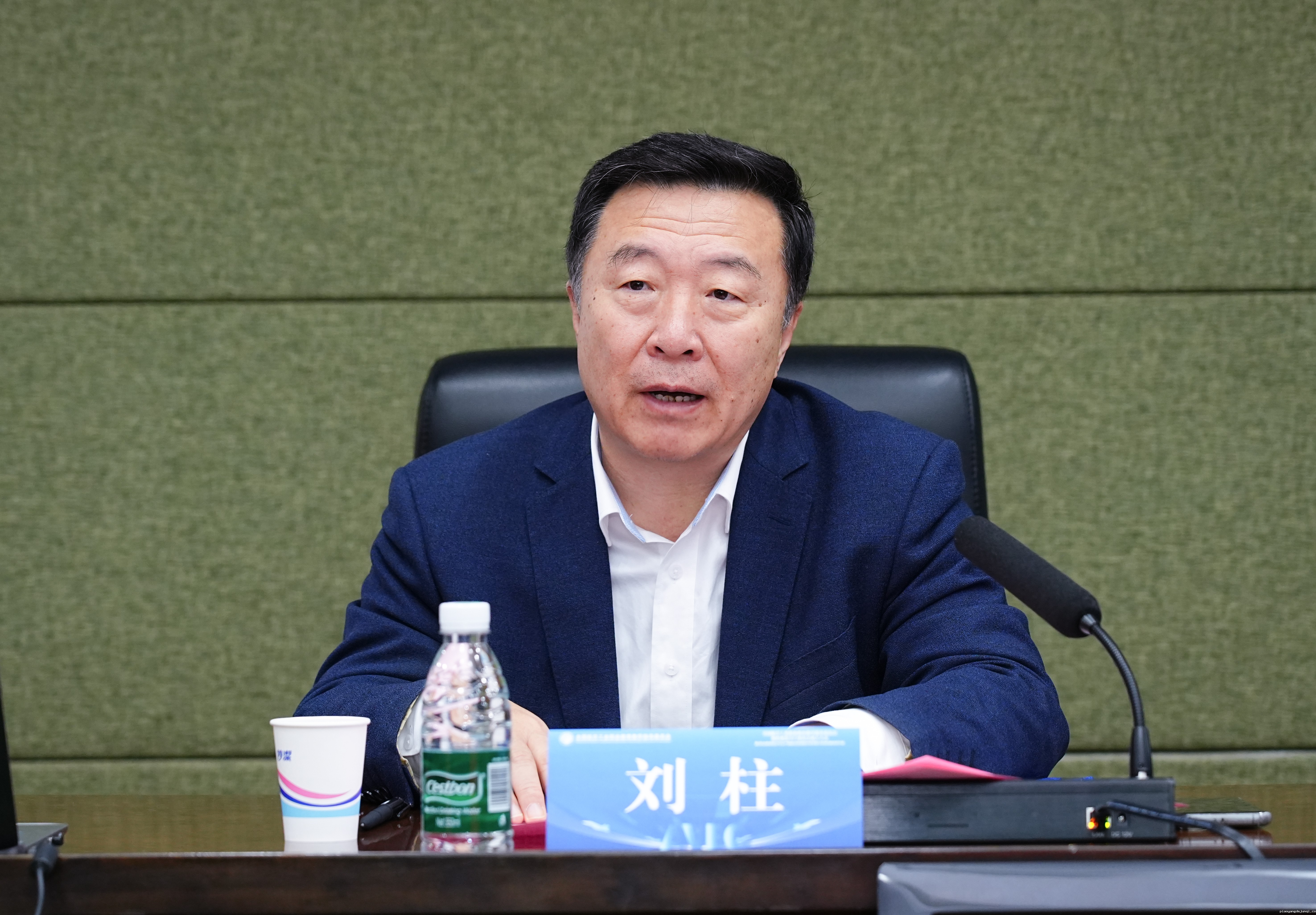 刘柱总结发言.jpg 刘柱总结发言.jpg