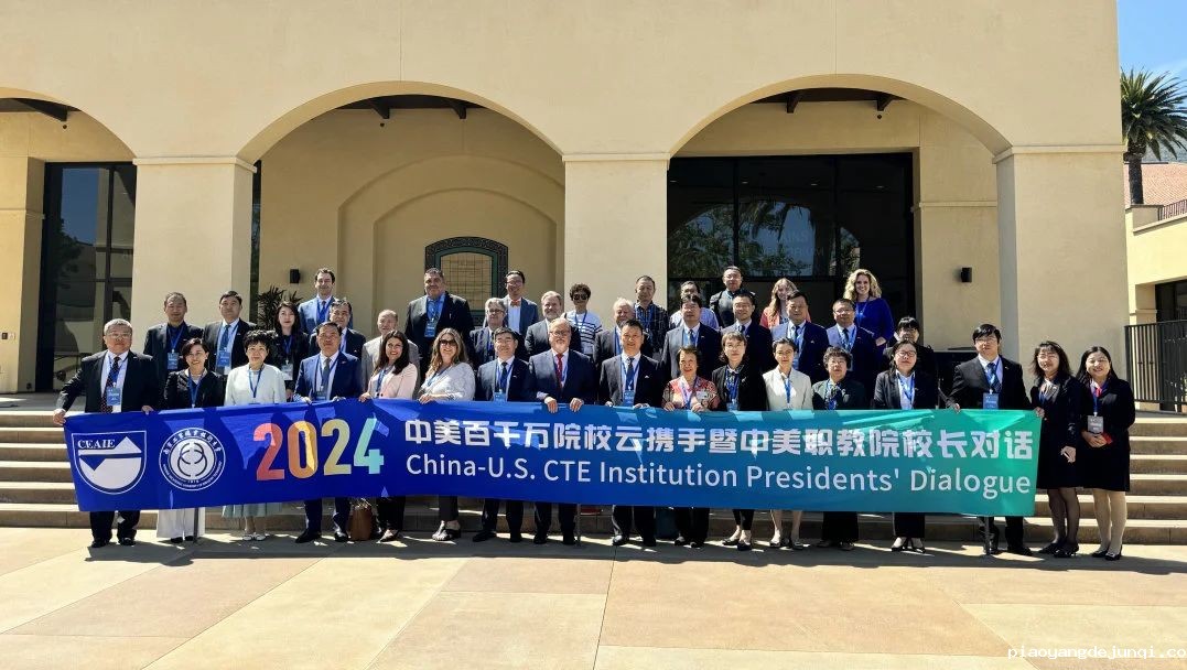 02db8ea4f.jpeg 02db8ea4f.jpeg