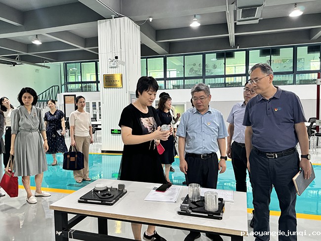 图四.jpg 图四.jpg